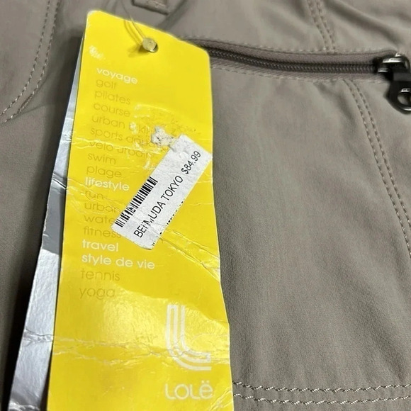 LOLE light green sage walking Bermuda shorts for women .zippered  front pockets - Picture 8 of 16